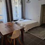 Homes & Suites - Milano Meravigli Den