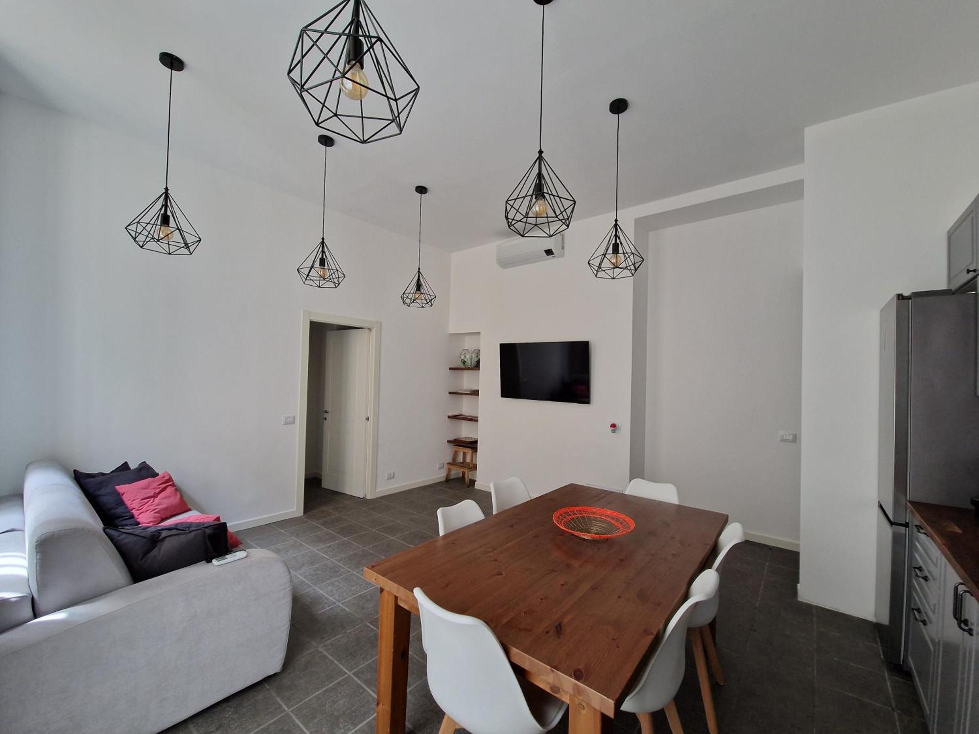 Homes & - Meravigli Den Milan