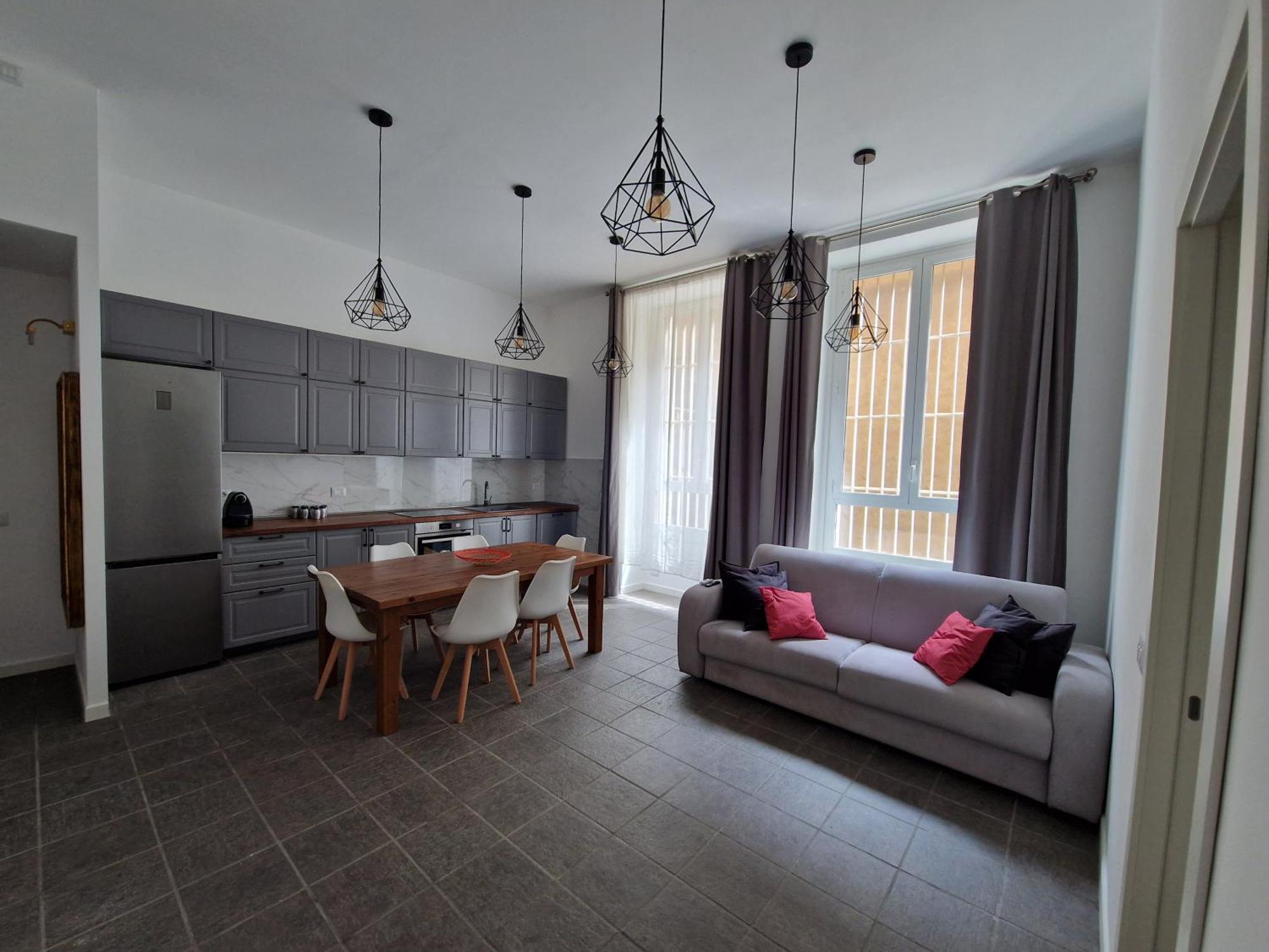 Homes & - Meravigli Den Appartement